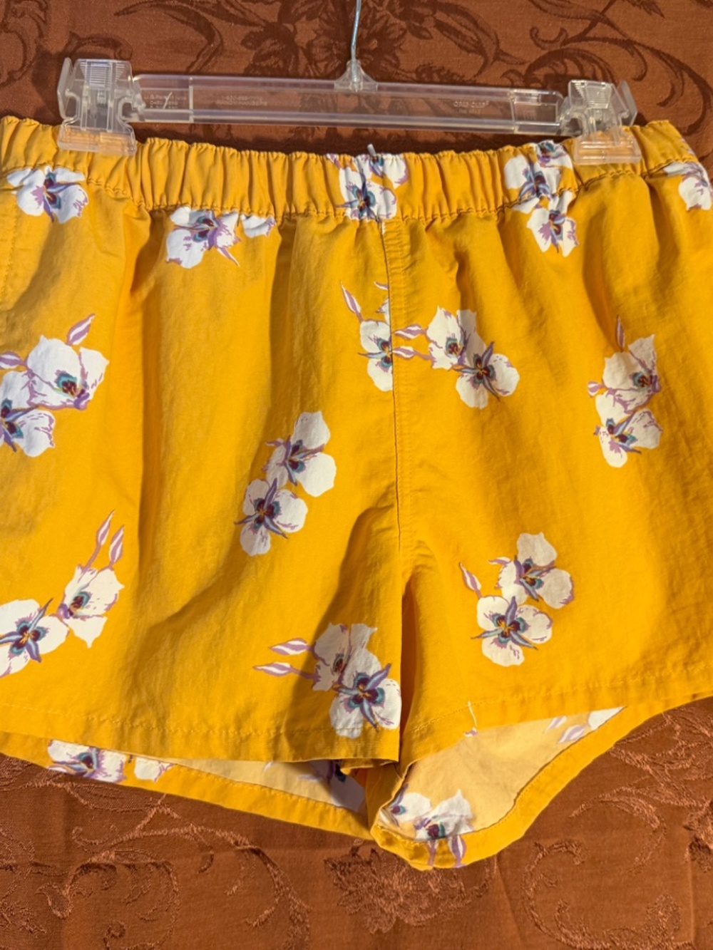Patagonia Barely Baggies Floral Print Yellow White and Blue Shorts Sz L - Picture 2 of 10